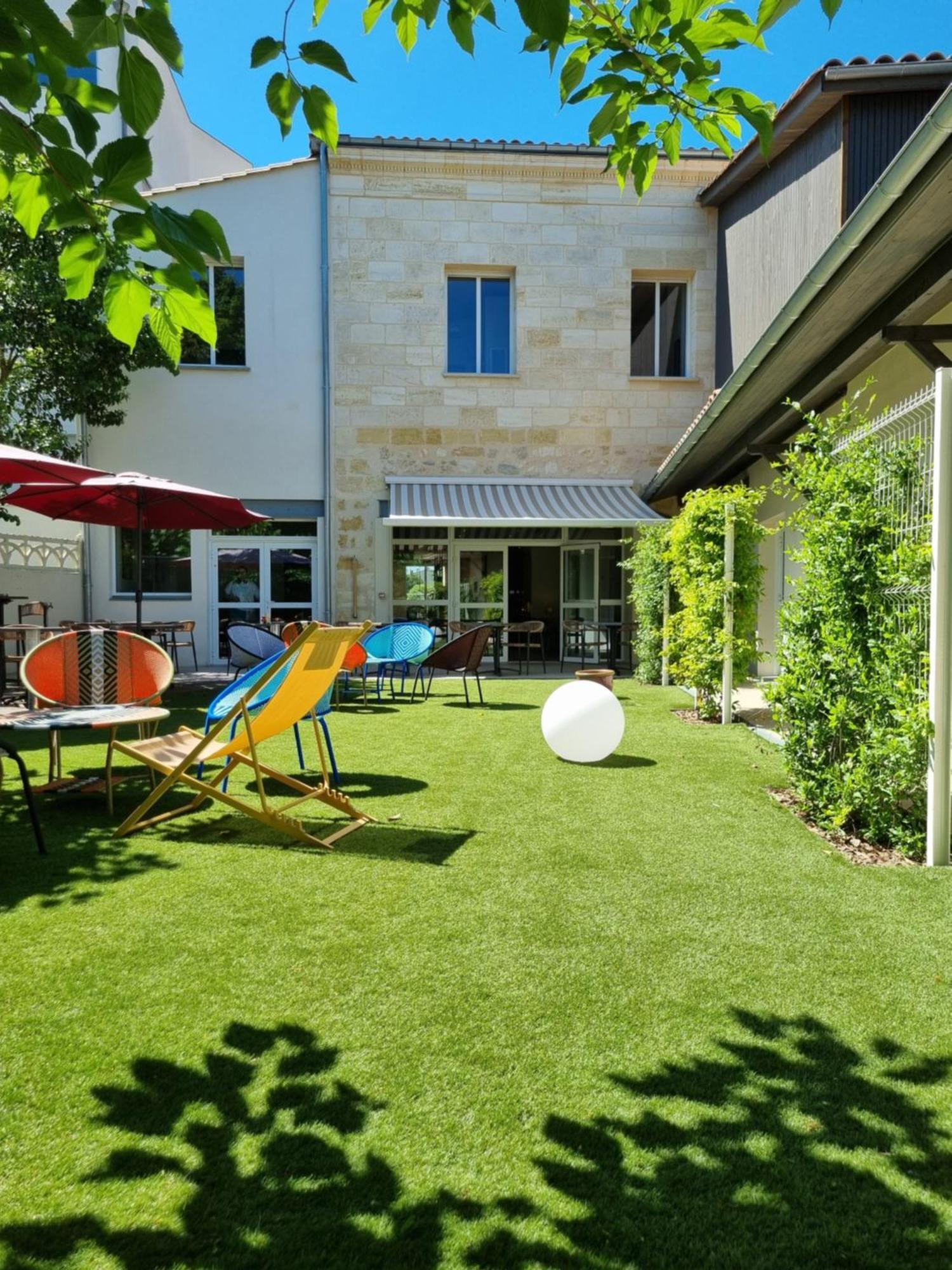 Bloom Hostel Bar & Garden Bordeaux Exterior photo